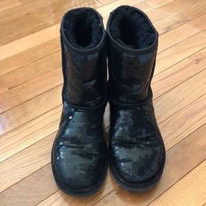 Black sequin uggs